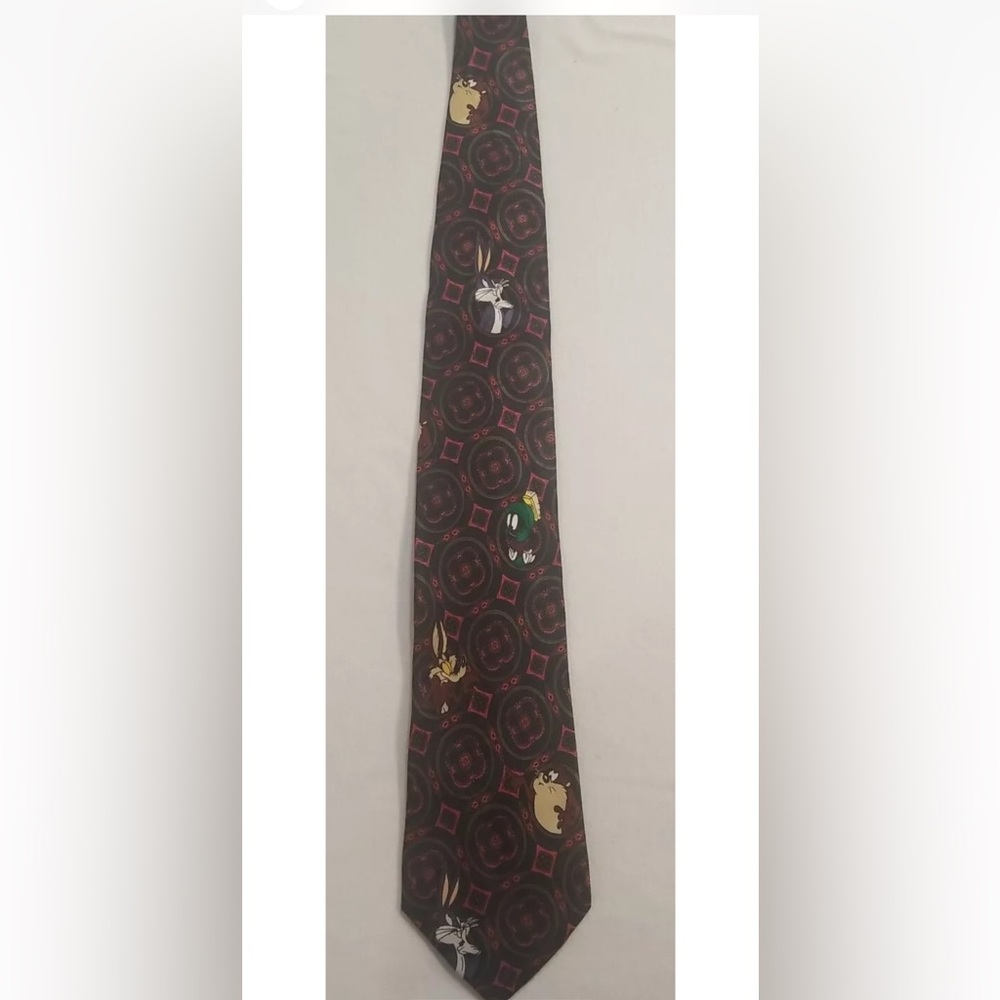 VINTAGE LOONEY TUNES MANIA NECK TIE 1993  FEATURING BUGS BUNNY, TAZ